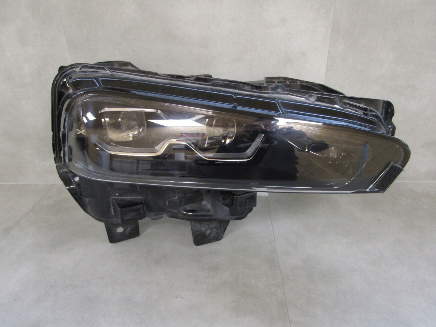 XPENG LED P7 20- RH Halogen Front Lamp