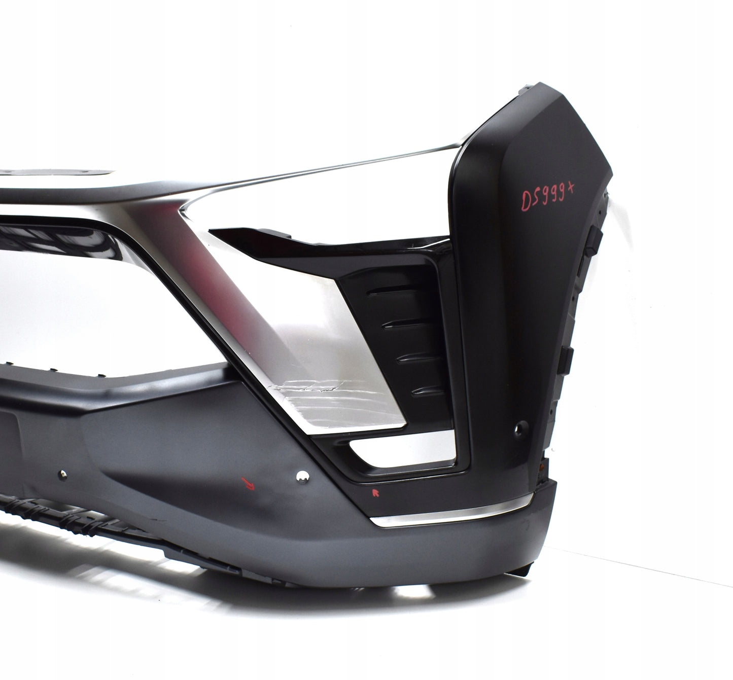 NIO ES8 FRONT BUMPER ORG 18+