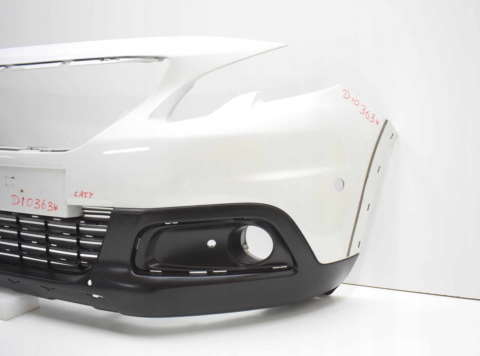 PEUGEOT 2008 LIFT FRONT BUMPER ORIGINAL + LOWER PART