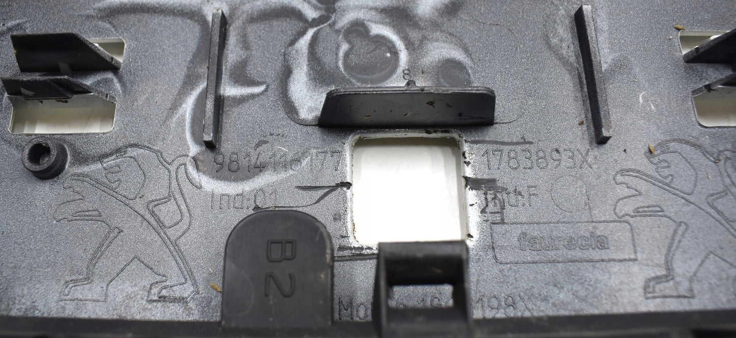 PEUGEOT 2008 LIFT FRONT BUMPER ORIGINAL + LOWER PART