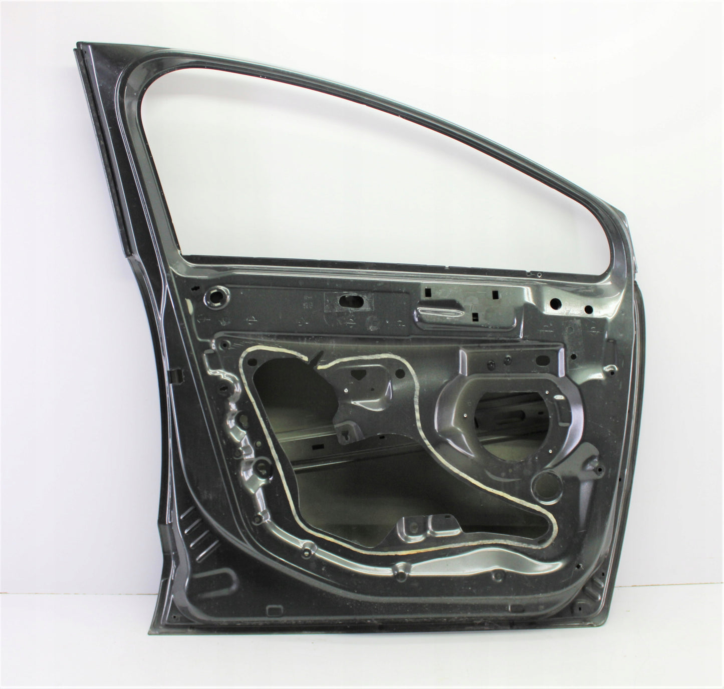 PEUGEOT 3008 I LEFT FRONT DOOR ORG