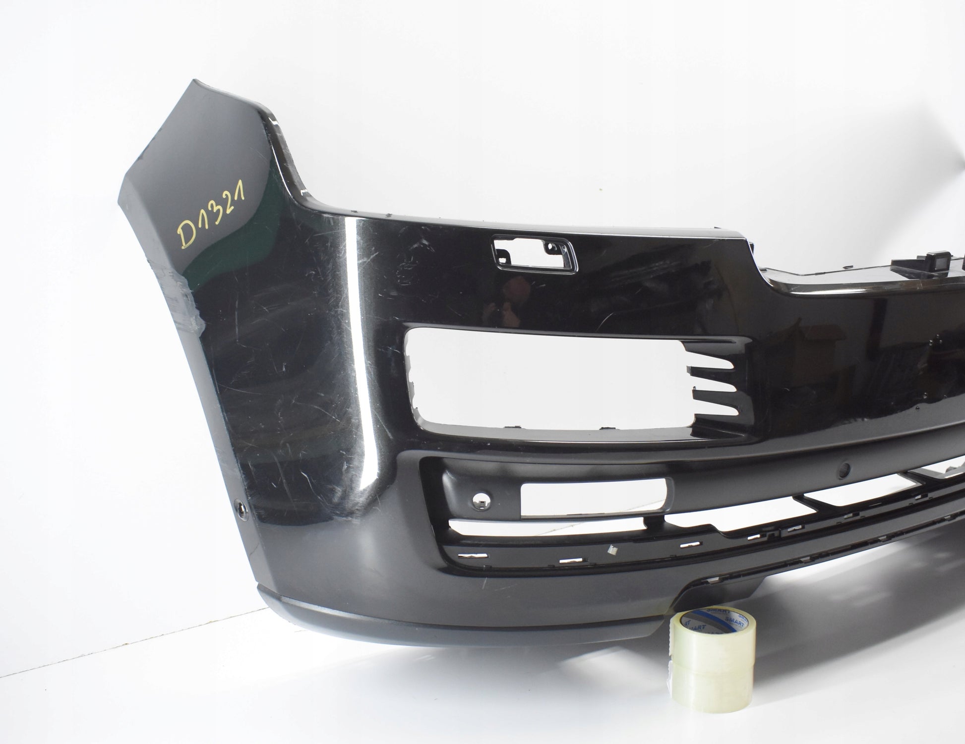 RANGE ROVER VOGUE FRONT BUMPER SUPER CONDITION 13+ ORG