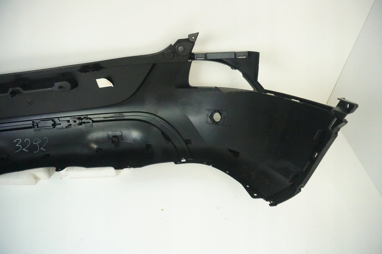 RENAULT KADJAR 15-18 FACTORY NEW REAR BUMPER 4 PDC ORIGINAL OE