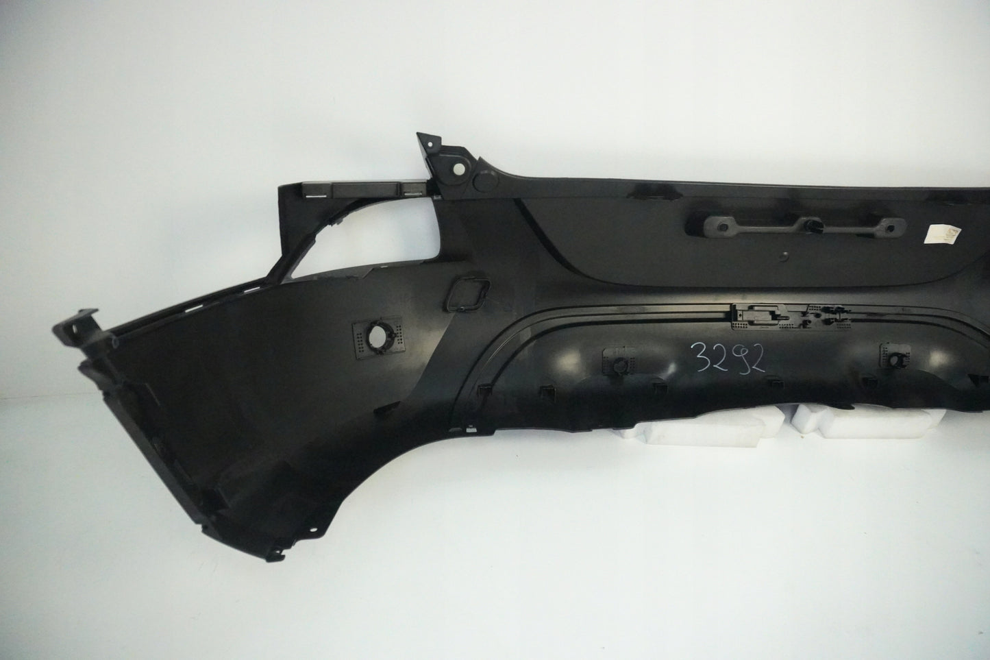 RENAULT KADJAR 15-18 FACTORY NEW REAR BUMPER 4 PDC ORIGINAL OE