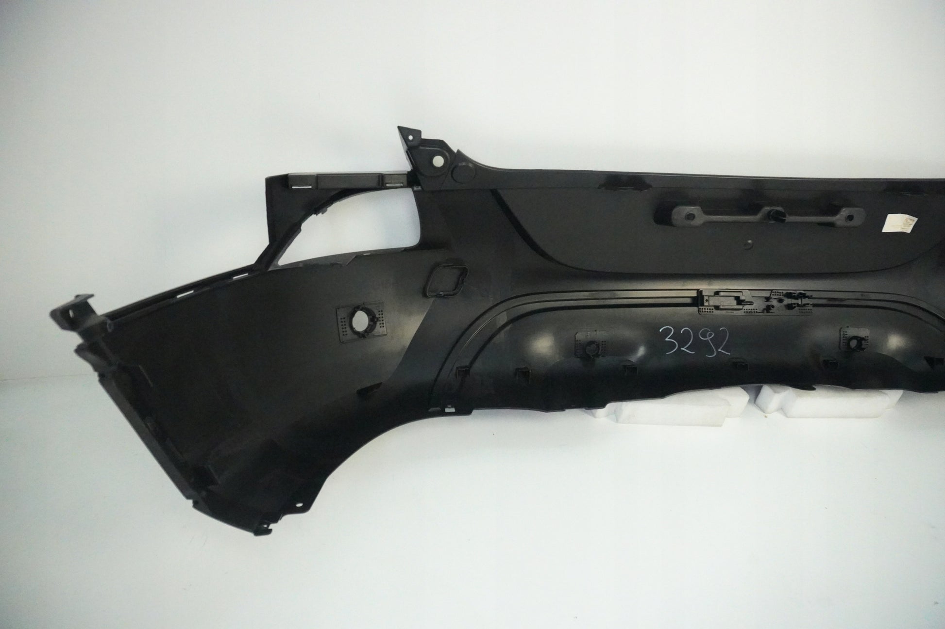RENAULT KADJAR 15-18 FACTORY NEW REAR BUMPER 4 PDC ORIGINAL OE