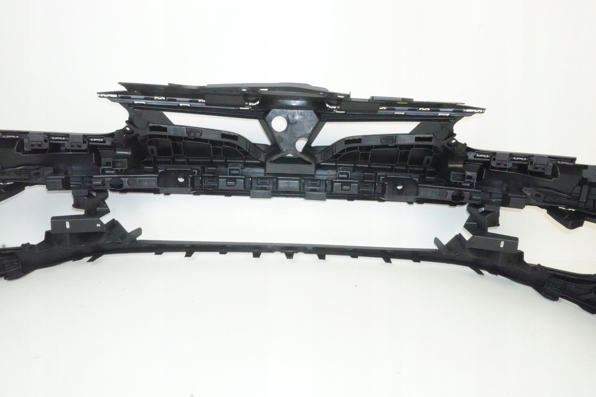 RENAULT MEGANE III 3 LIFT 13- FACTORY NEW FRONT BUMPER PDC ORIG