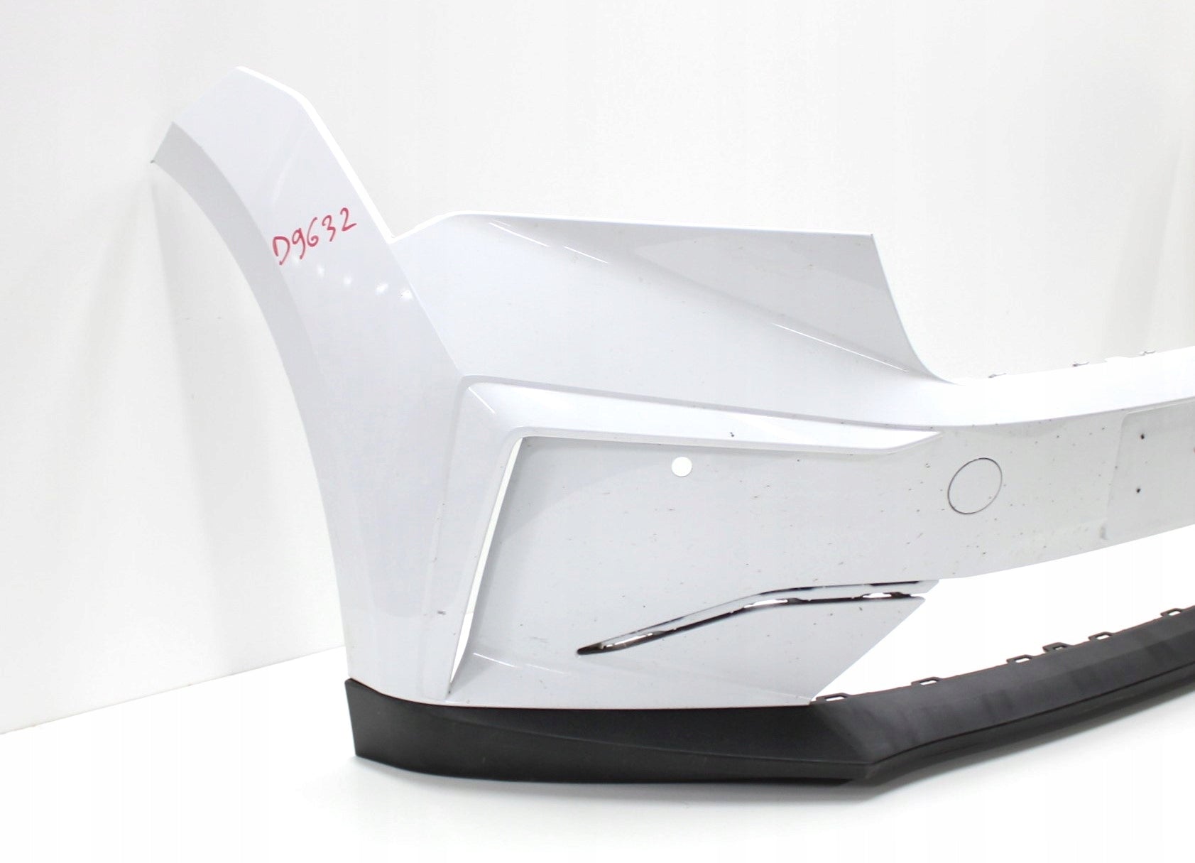 SKODA ENYAQ 5LB 5LA 5L FRONT BUMPER ORIGINAL + BOTTOM