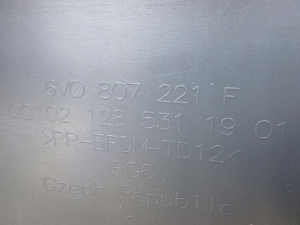 SKODA FABIA III 3 6V0 LIFT 18- Front Bumper