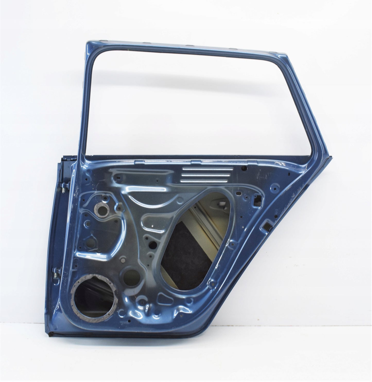 SKODA FABIA III 6V9 RIGHT REAR DOOR KOMBI