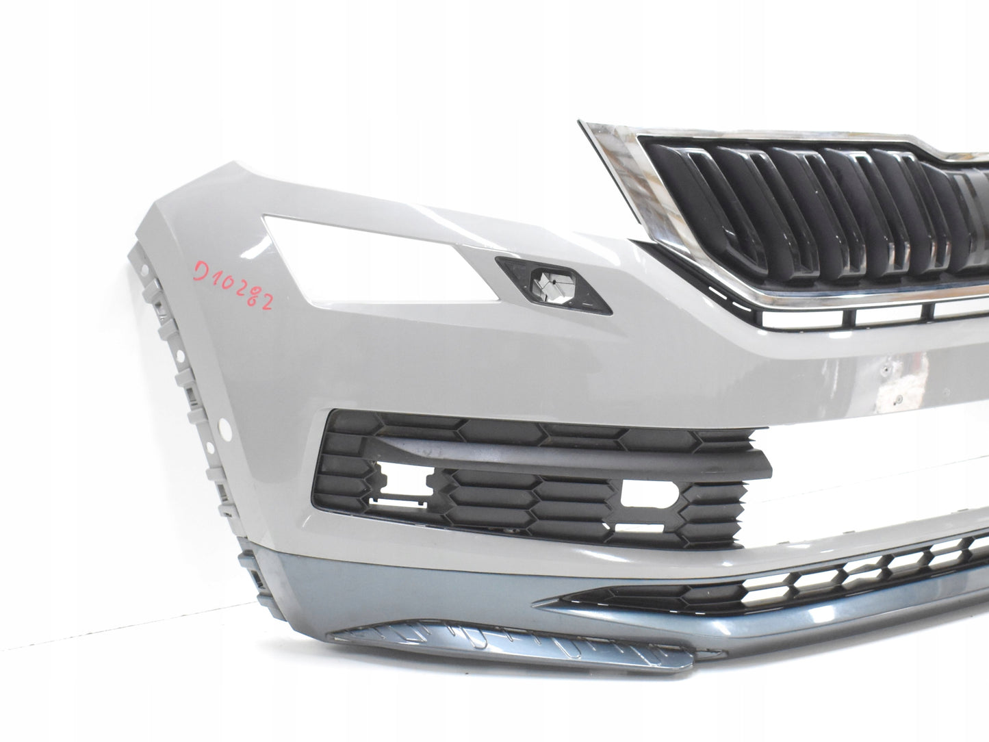 SKODA KODIAQ 565 SPORTLINE FRONT BUMPER ORG + GRILLE + VENTS