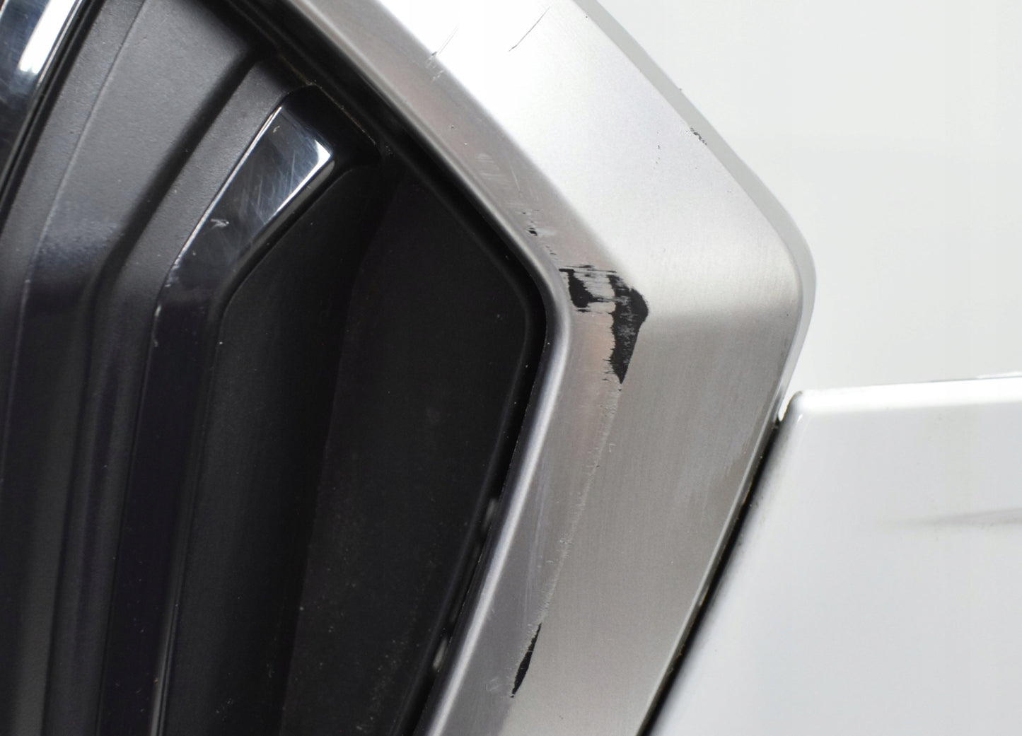 SKODA KODIAQ II 57H Original Front Bumper + Grill