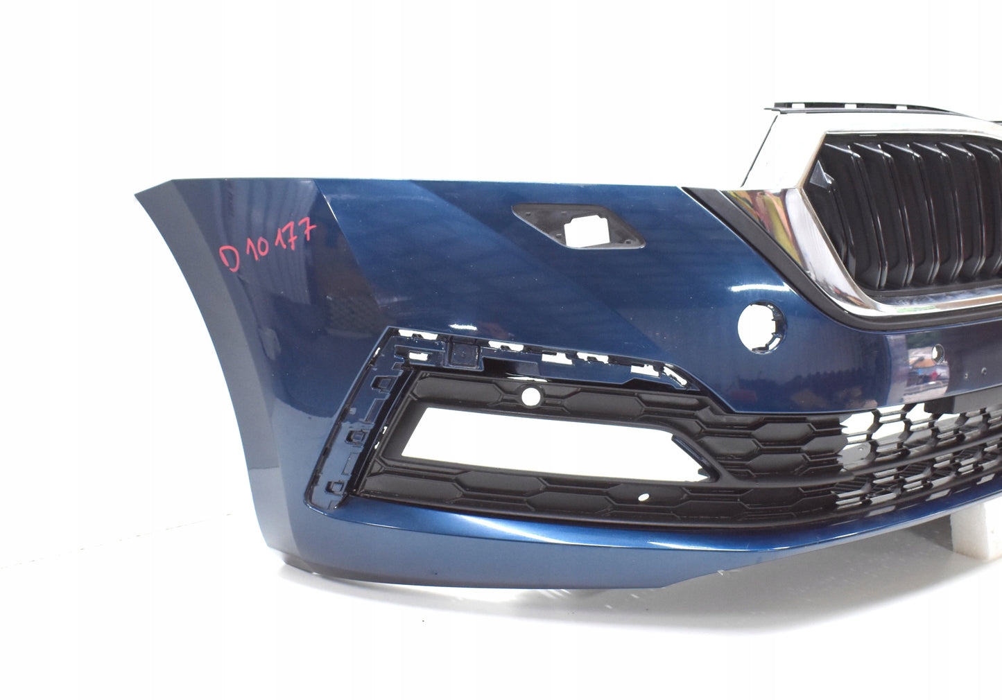 SKODA OCTAVIA IV 5E POHÄNDKAITSE ORIGINAAL + RESTID + ILUVÕRE