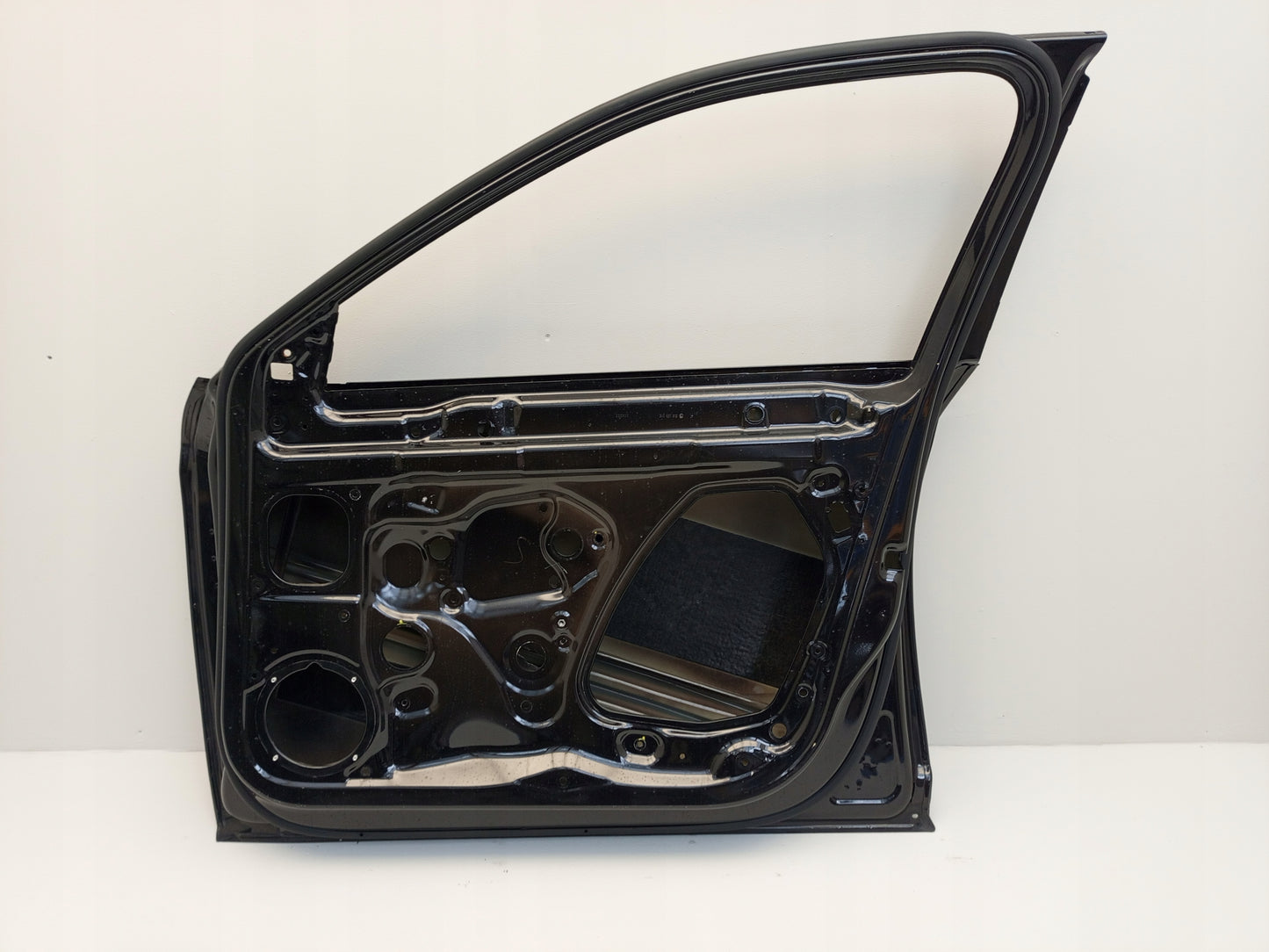 SKODA SUPERB III 3 2015- Oikea etuovi