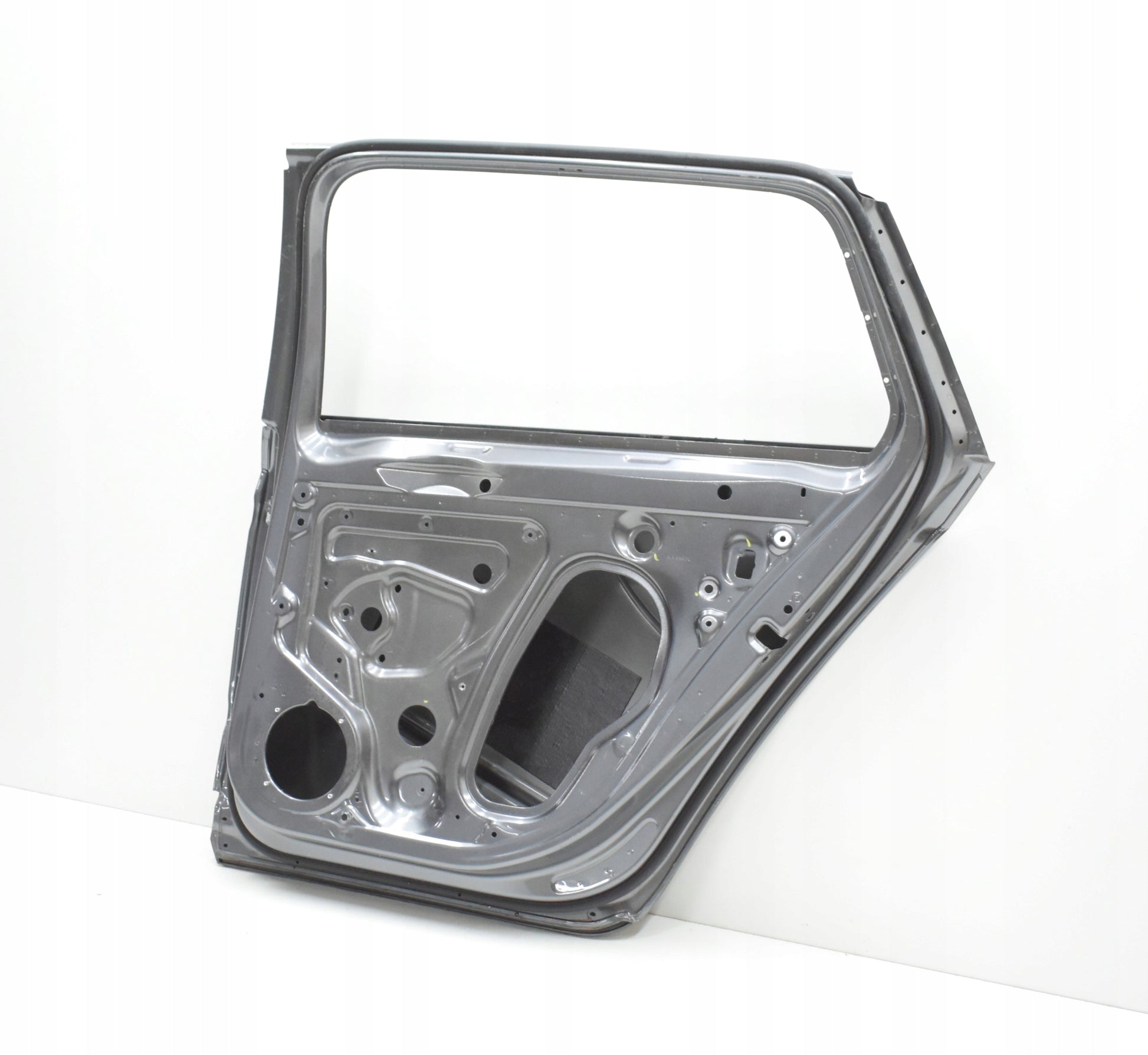 SKODA SUPERB III 3V9 RIGHT REAR DOOR ESTATE ORG