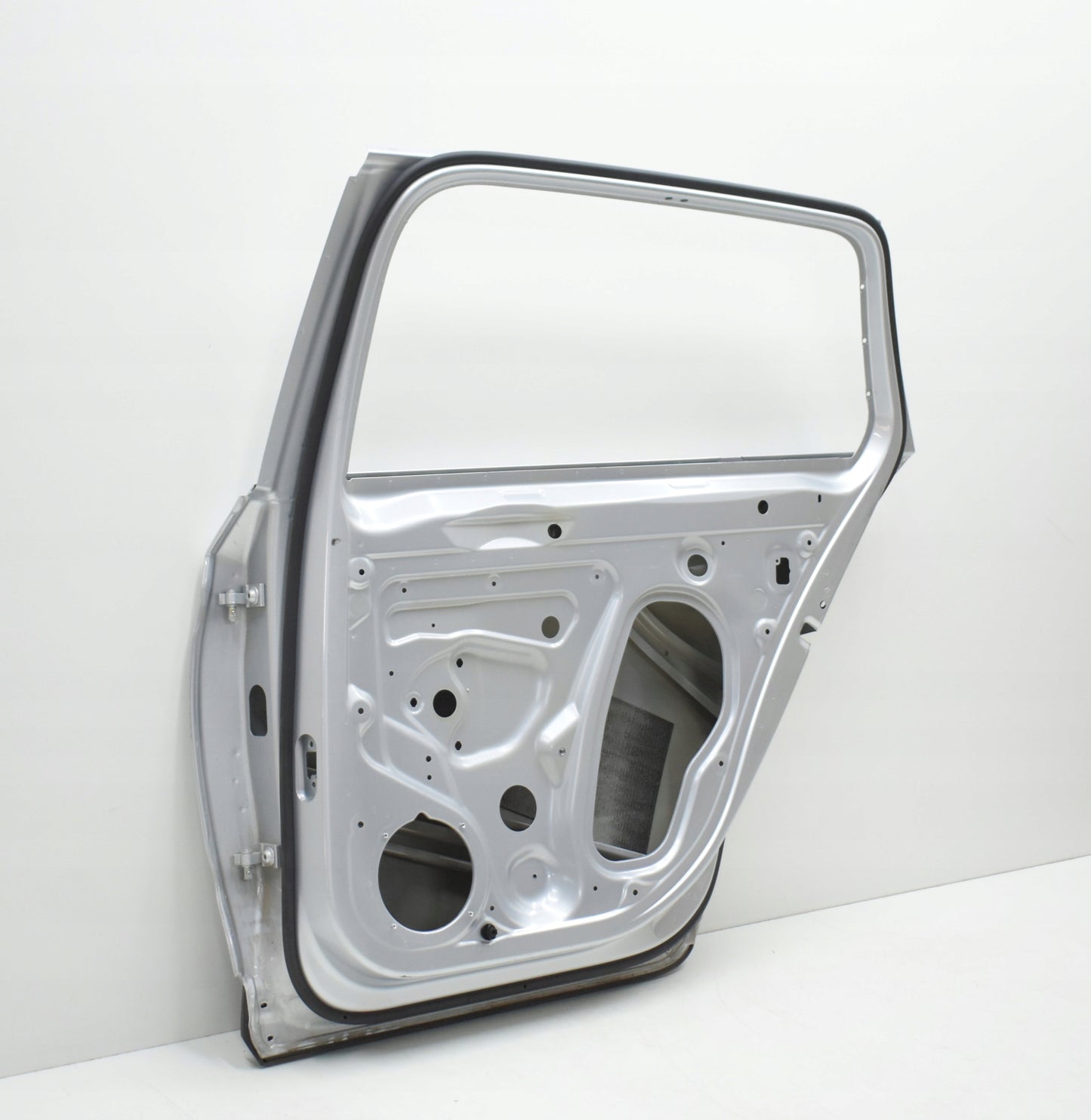 SKODA SUPERB III 3V9 RIGHT REAR DOOR ESTATE ORG