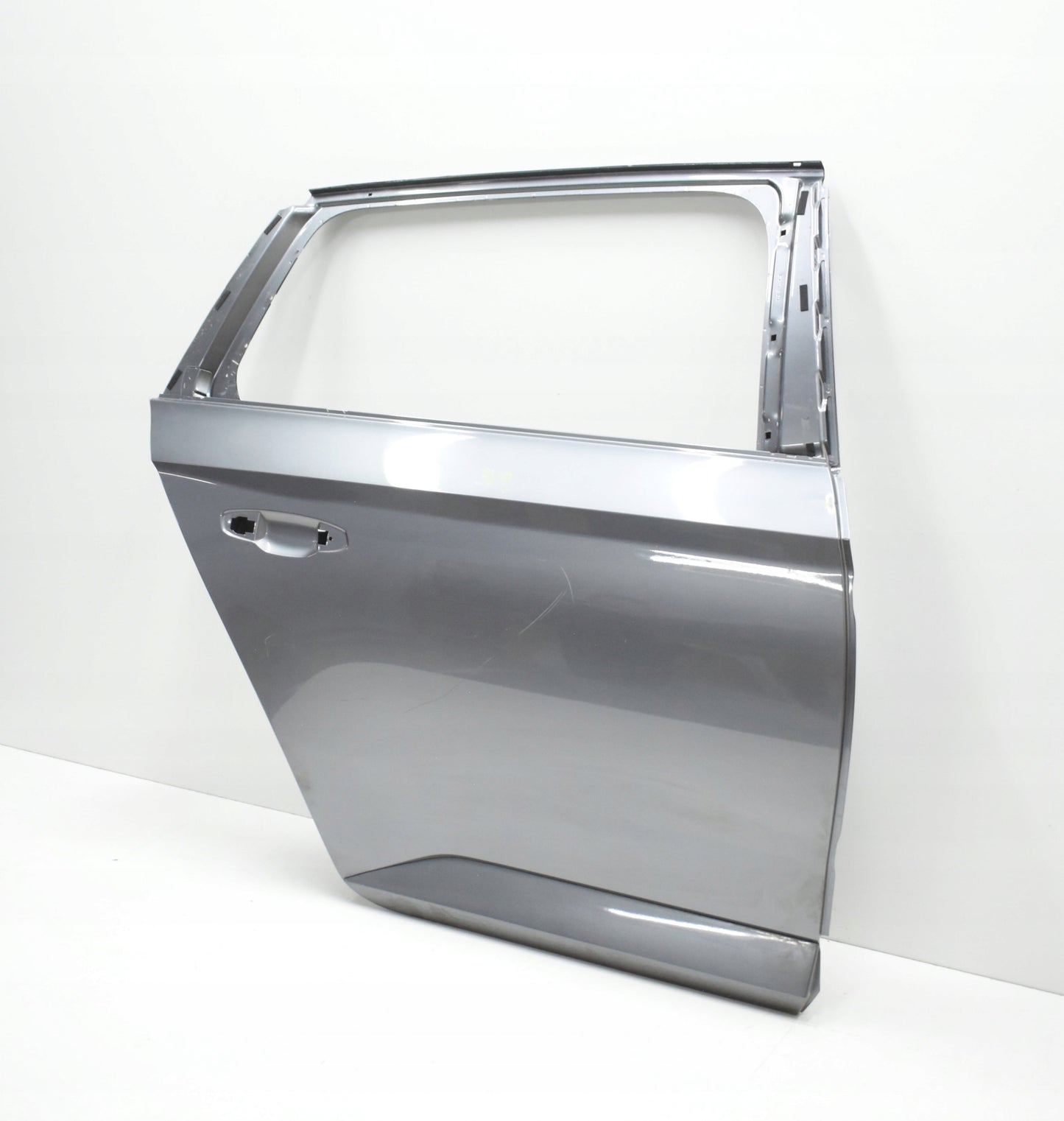 SKODA SUPERB III 3V9 RIGHT REAR DOOR ESTATE ORG