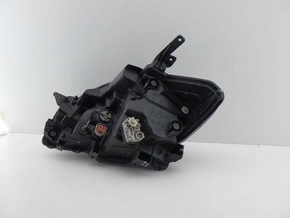 SUZUKI SX4 S-CROSS LIFT FULL LED 16- Right Headlight