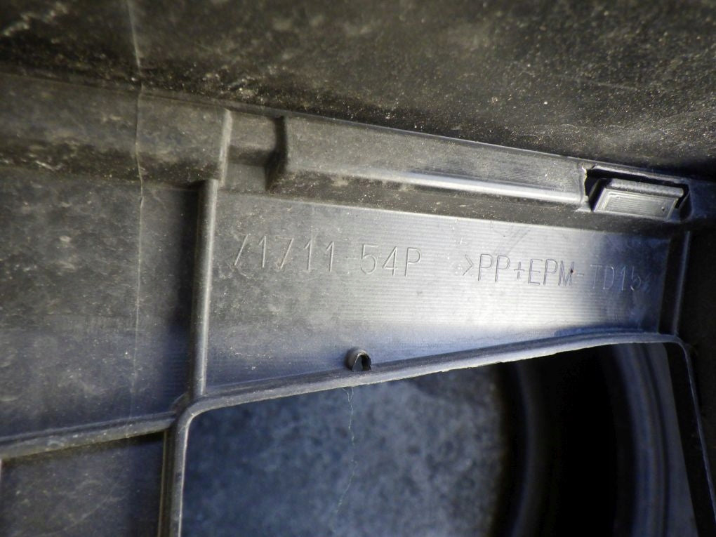 SUZUKI VITARA III 3 15- Front Bumper