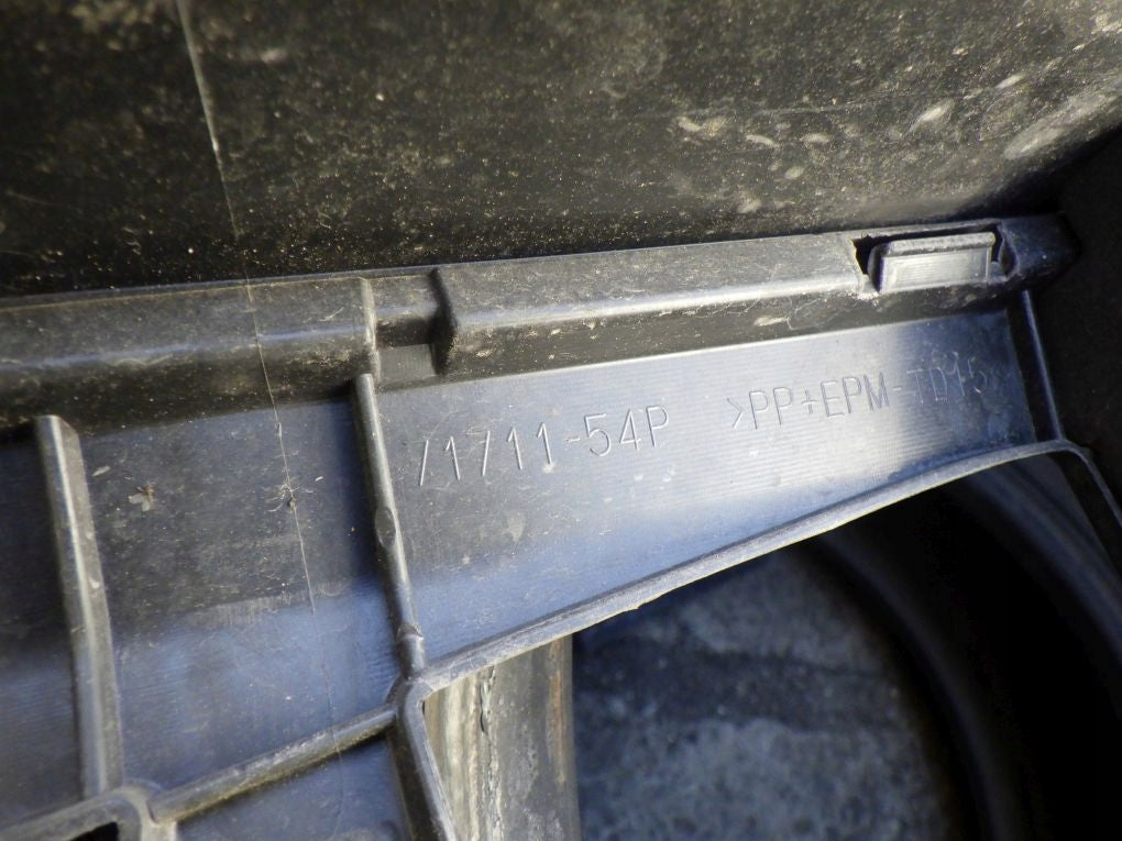 SUZUKI VITARA III 3 15- Front Bumper