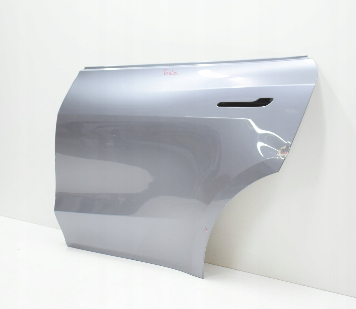 TESLA Y MODEL Y Kreiso Aizmugurējo Durvju Oriģināls