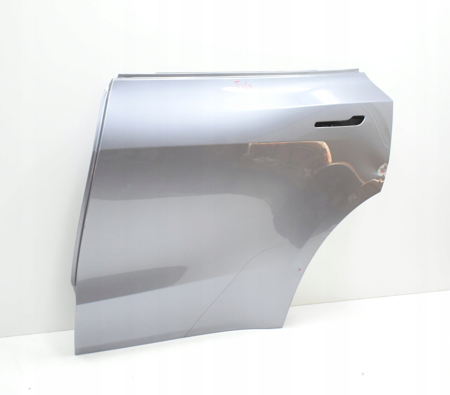 TESLA Y MODEL Y Kreiso Aizmugurējo Durvju Oriģināls