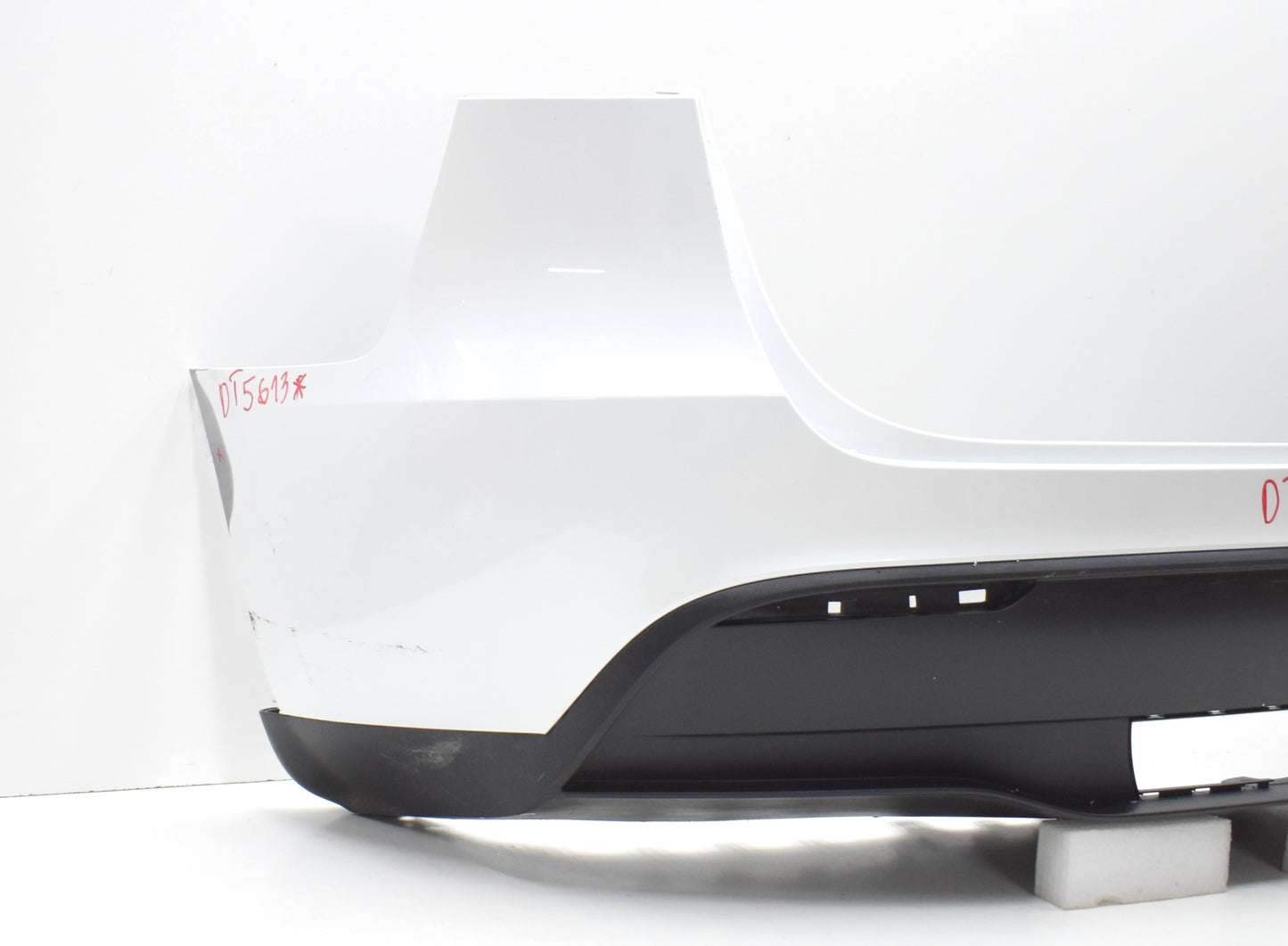 TESLA MODEL Y REAR BUMPER ORG + BOTTOM