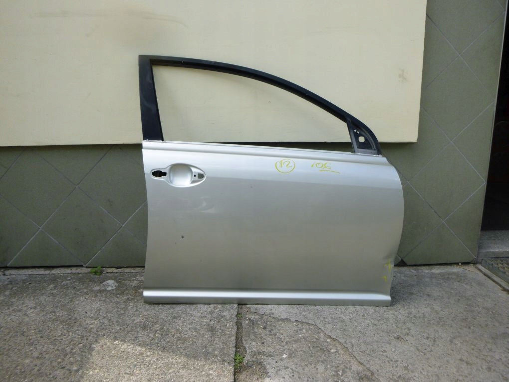 TOYOTA AVENSIS T25 II 02- Front Right Door