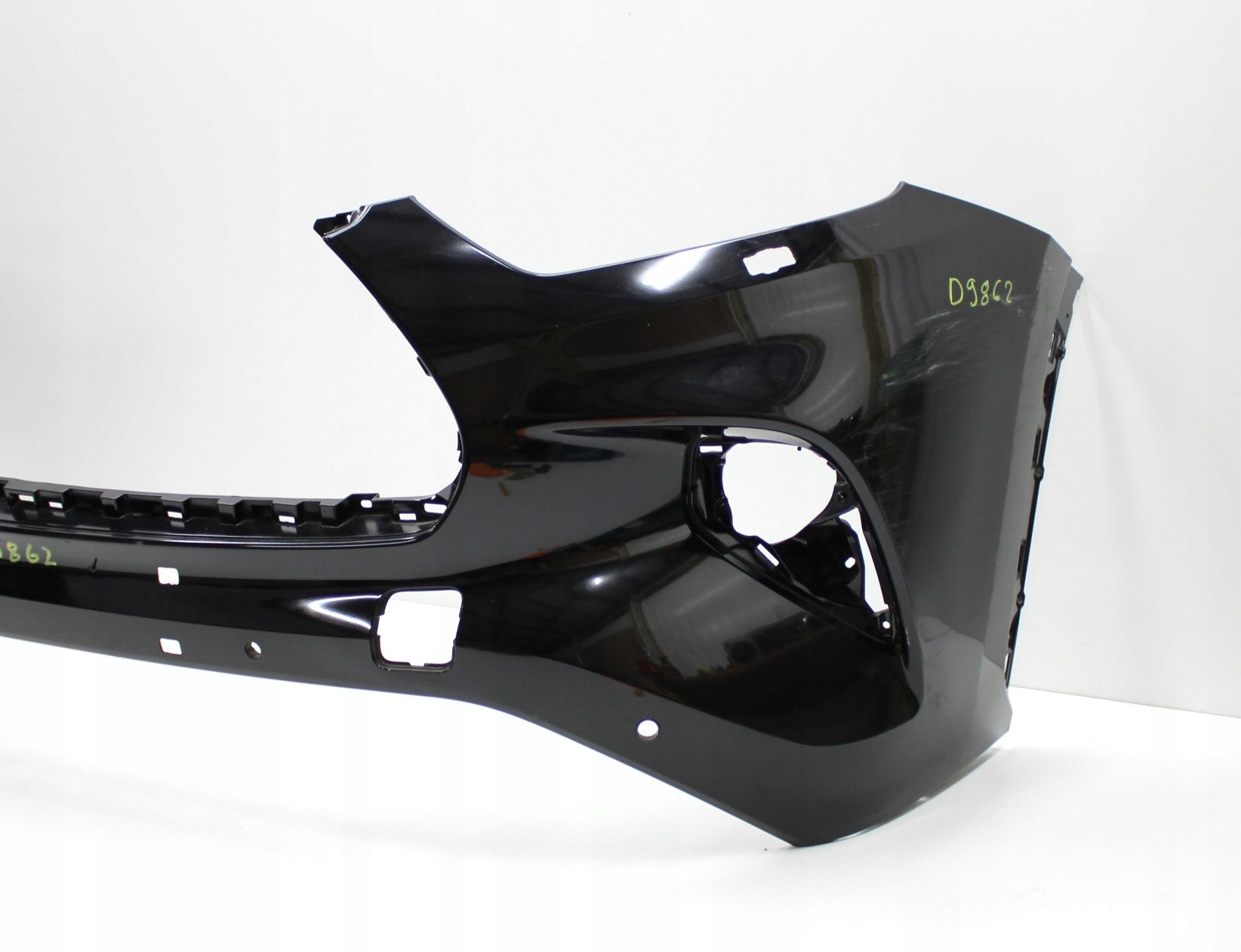 TOYOTA HIGHLANDER IV FRONT BUMPER ORG