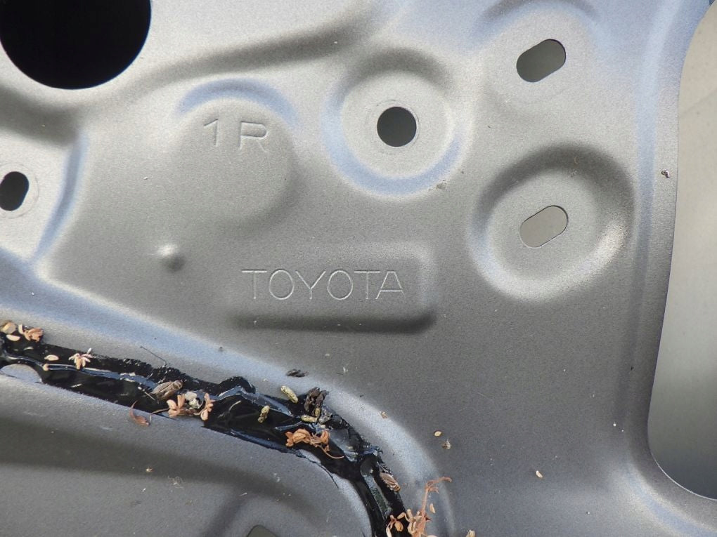 TOYOTA YARIS 4 IV P21 2020- rear right door