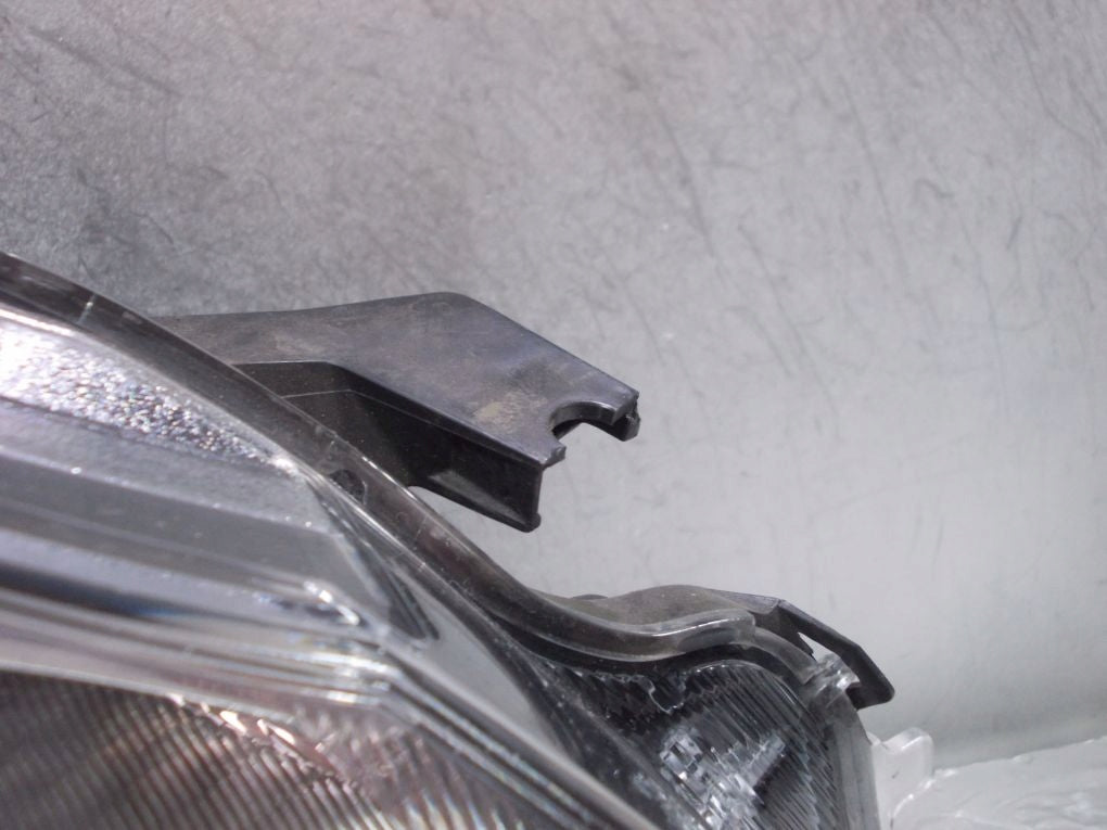 TOYOTA YARIS III LIFT 13- Right Headlight