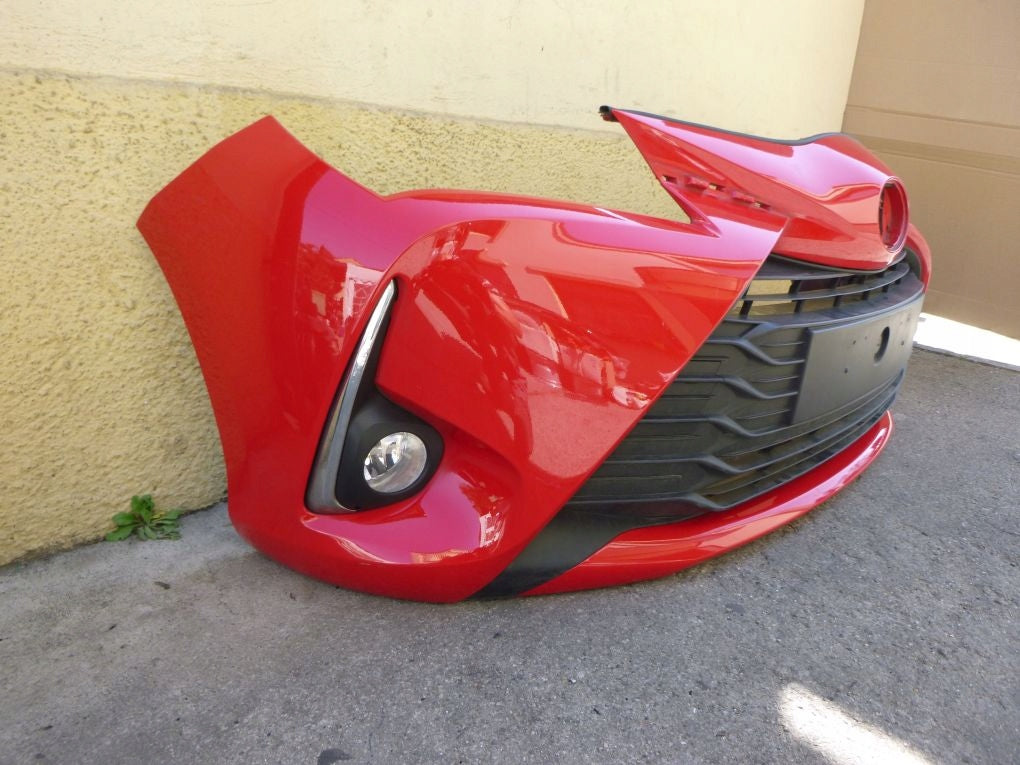 TOYOTA YARIS III LIFT IV 17- Front Bumper