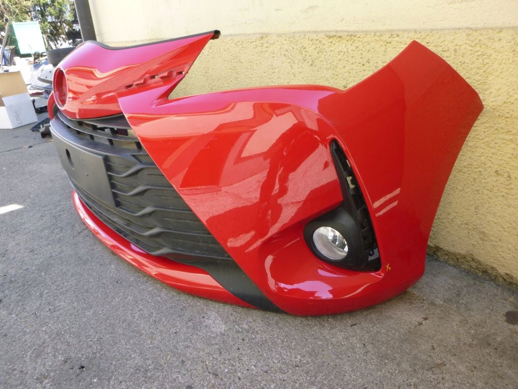 TOYOTA YARIS III LIFT IV 17- Front Bumper
