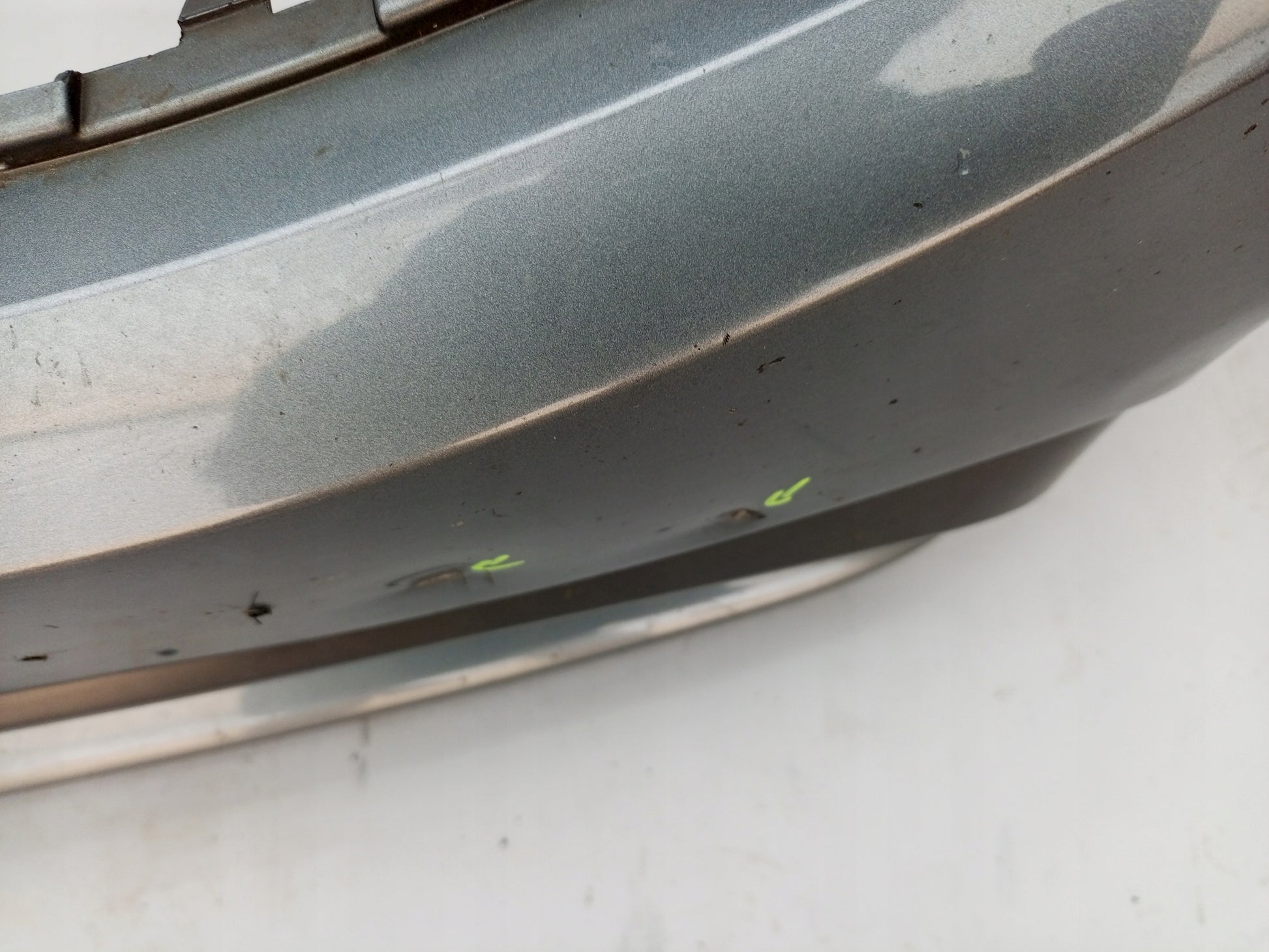 VOLVO XC60 I LIFT R-DESIGN 2013- FRONT BUMPER 31383105