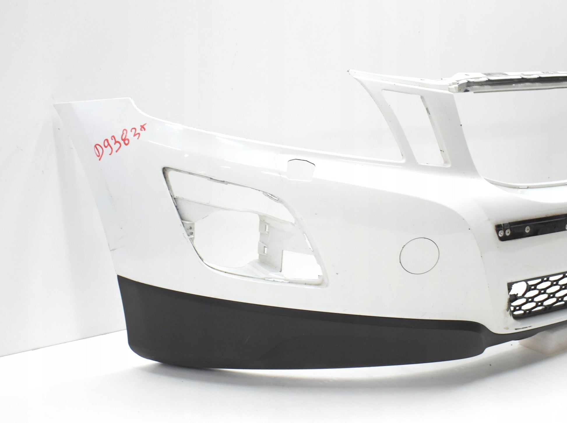 VOLVO XC60 XC-60 I FRONT BUMPER ORIGINAL + BOTTOM 08-13