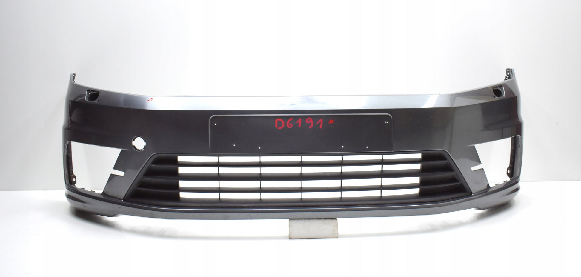 VW CADDY 2K5 FRONT BUMPER ORG