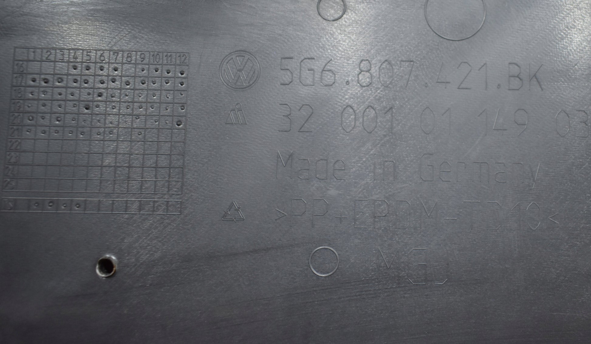 VW GOLF VII LIFT 5G6 GTI REAR BUMPER ORG