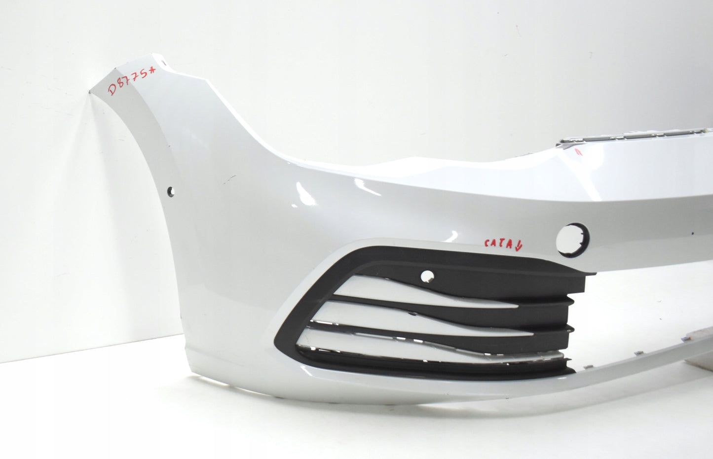 VW GOLF VIII 5H0 FRONT BUMPER ORG + GRILLE