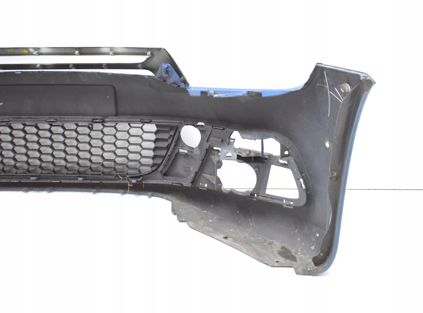 VW SCIROCCO 1K8 FRONT BUMPER ORG + GRILLE