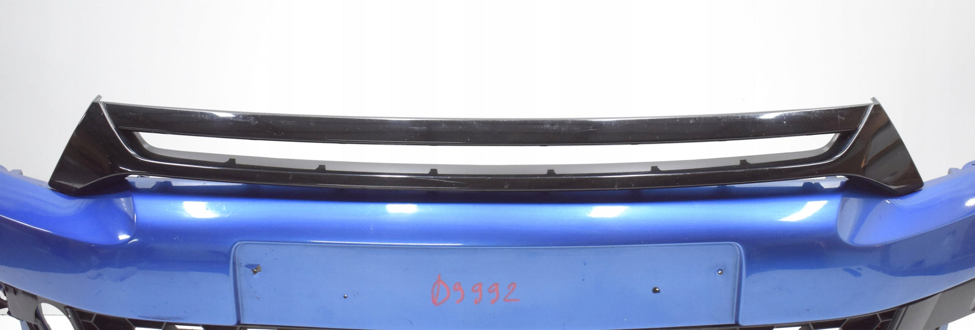 VW SCIROCCO 1K8 FRONT BUMPER ORG + GRILLE