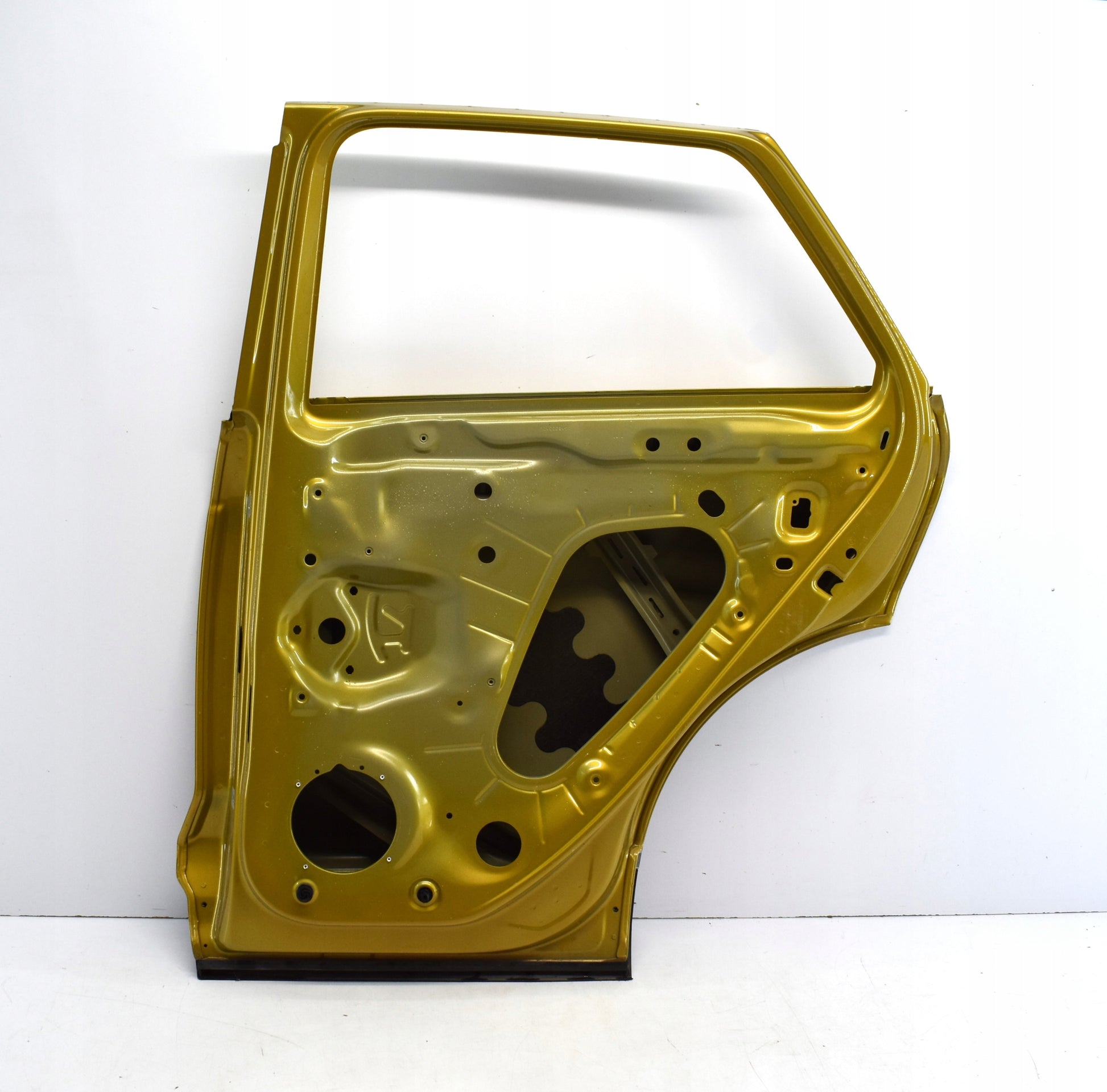 VW T-ROC 2GA Right Rear Door