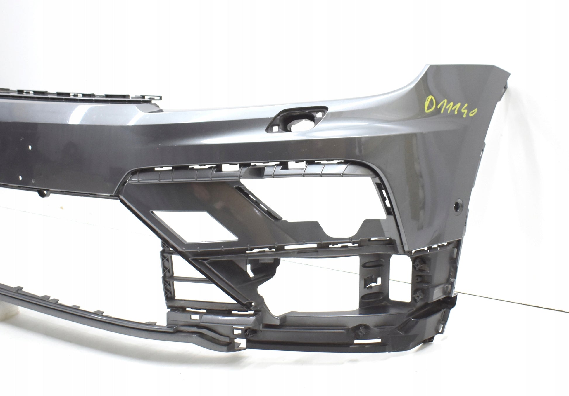 VW TIGUAN II 5NA R LINE FRONT BUMPER ORG