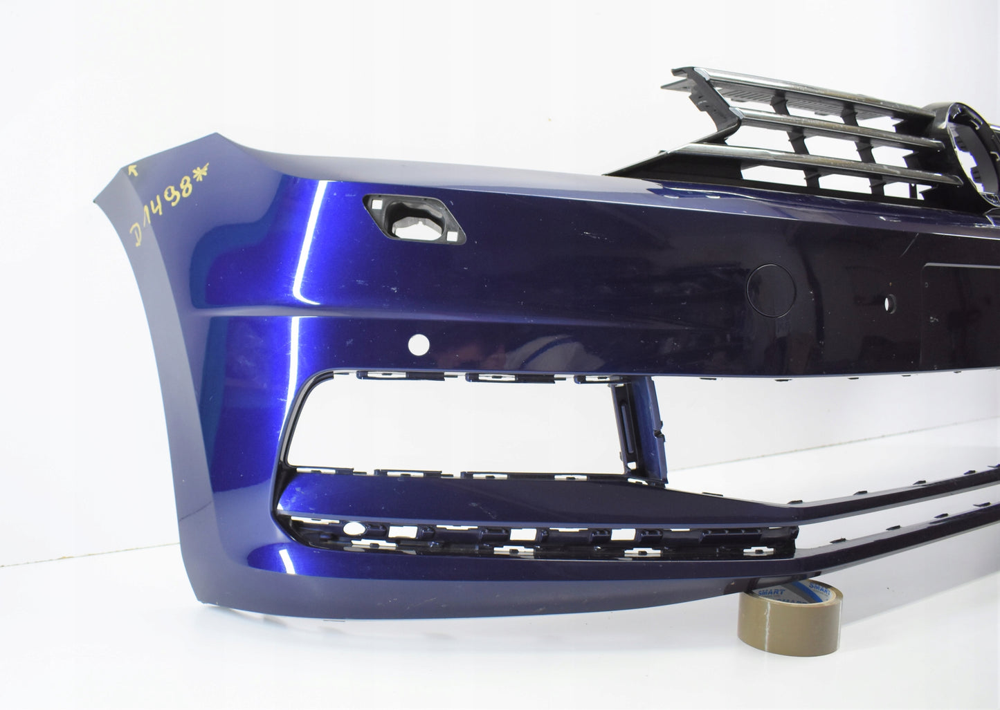 VW TOURAN 5TA FRONT BUMPER ORG! + GRILLE