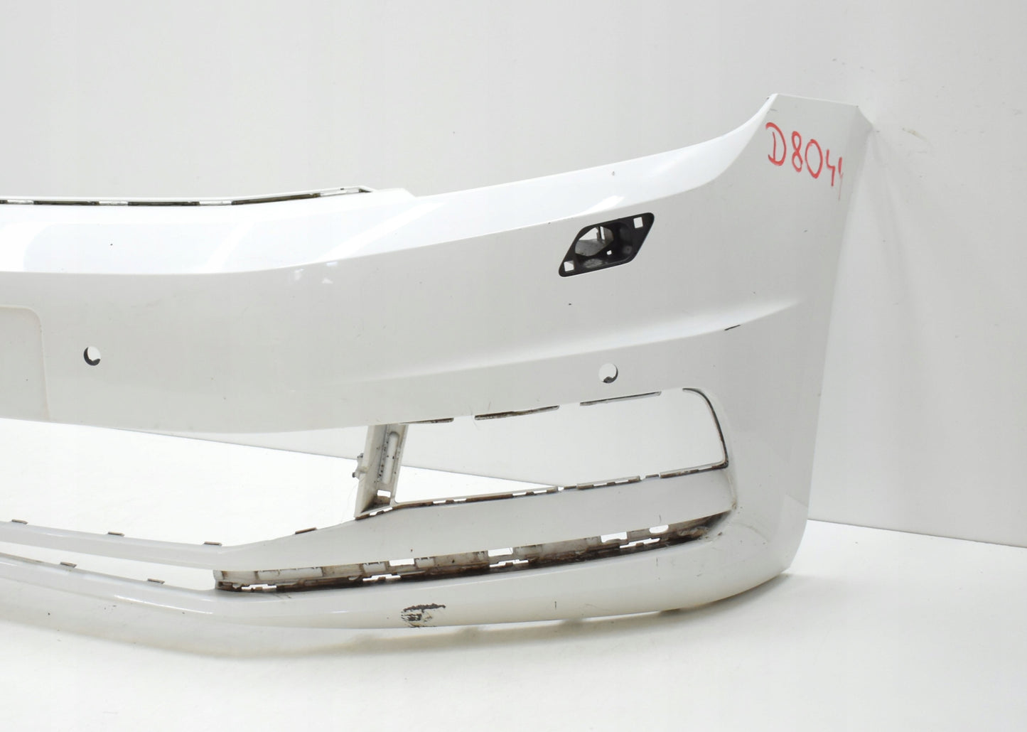 VW TOURAN 5TA FRONT BUMPER ORG