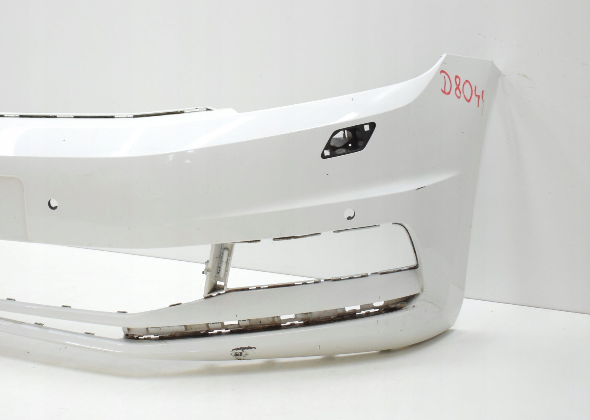 VW TOURAN 5TA FRONT BUMPER ORG