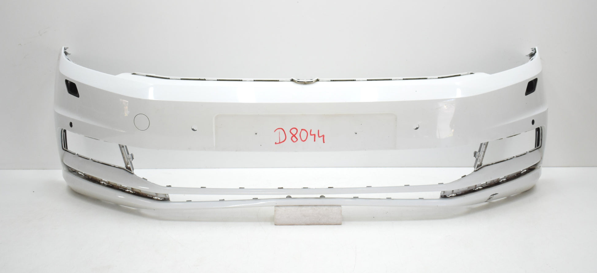 VW TOURAN 5TA FRONT BUMPER ORG