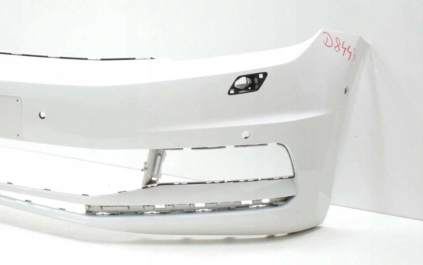 VW TOURAN III 5TA FRONT BUMPER ORG