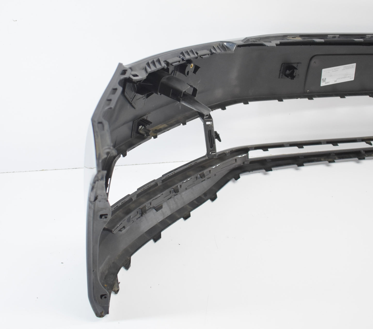 VW TOURAN III 5TA FRONT BUMPER EXCELLENT CONDITION