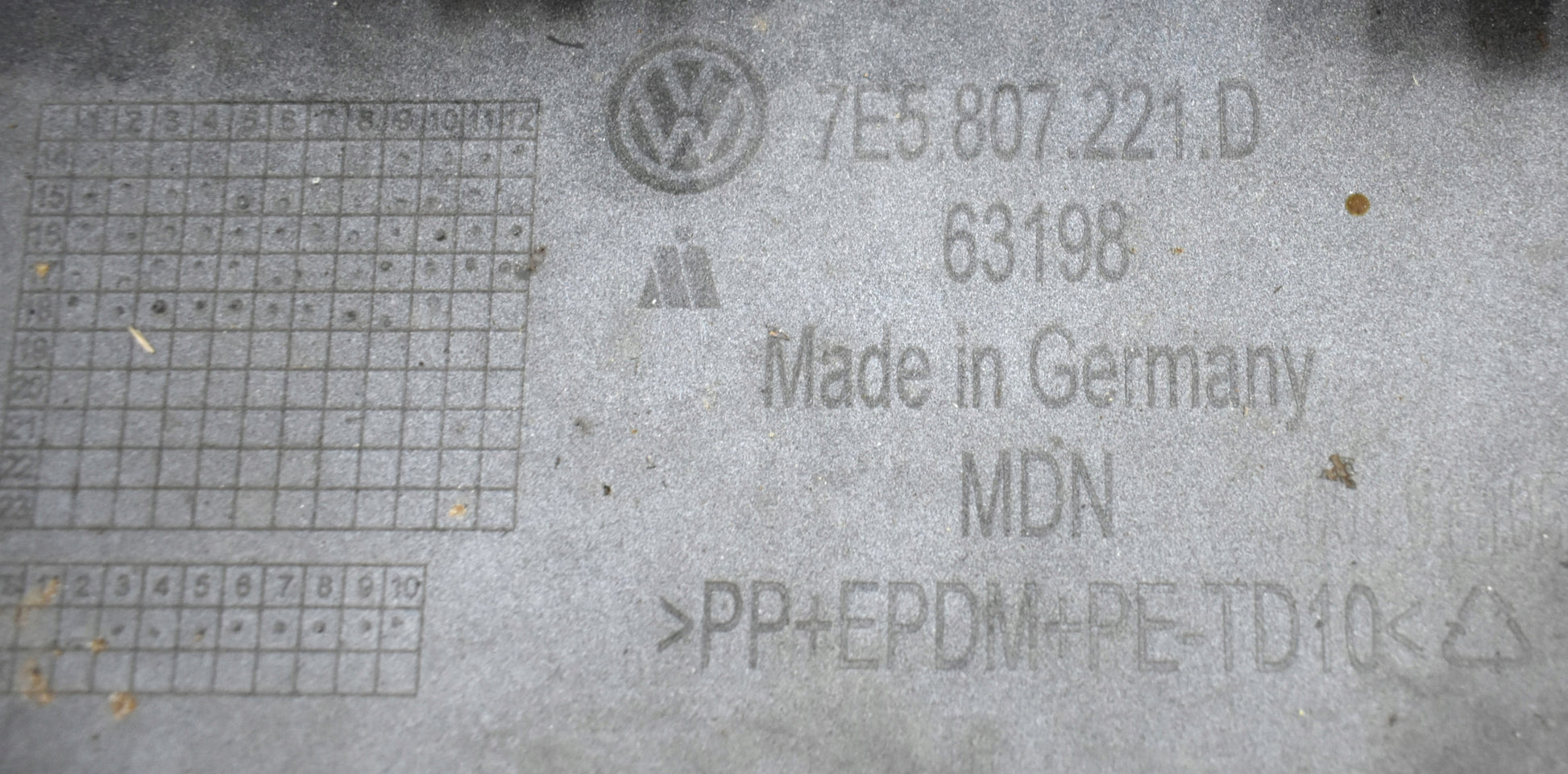 VW TRANSPORTER T6 MULTIVAN 7E5 FRONT BUMPER ORG