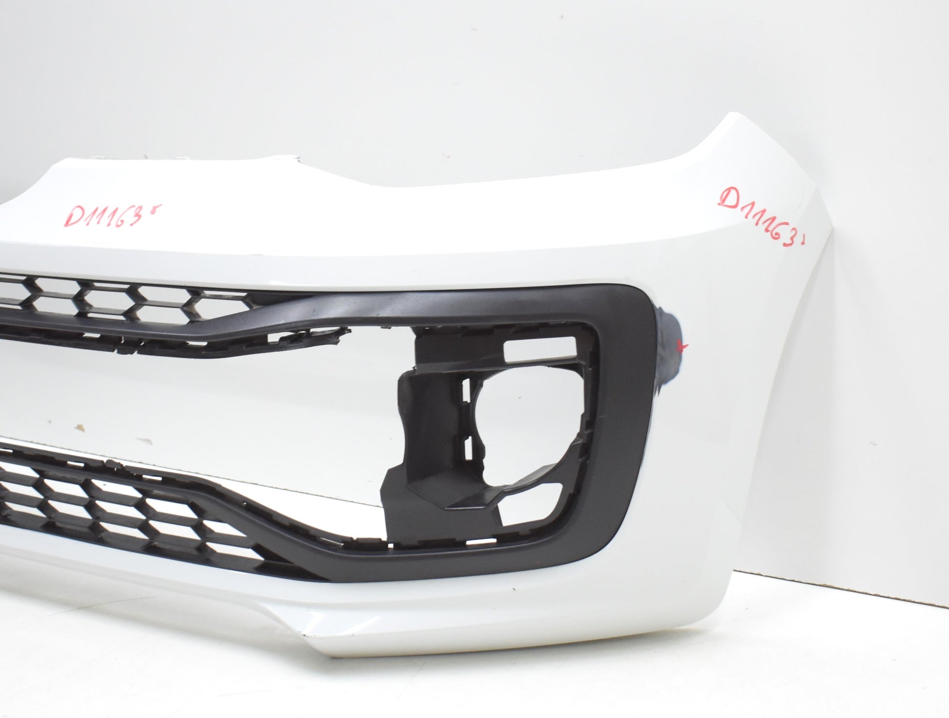 VW UP LIFT 1S0 FRONT BUMPER ORG + GRILLE