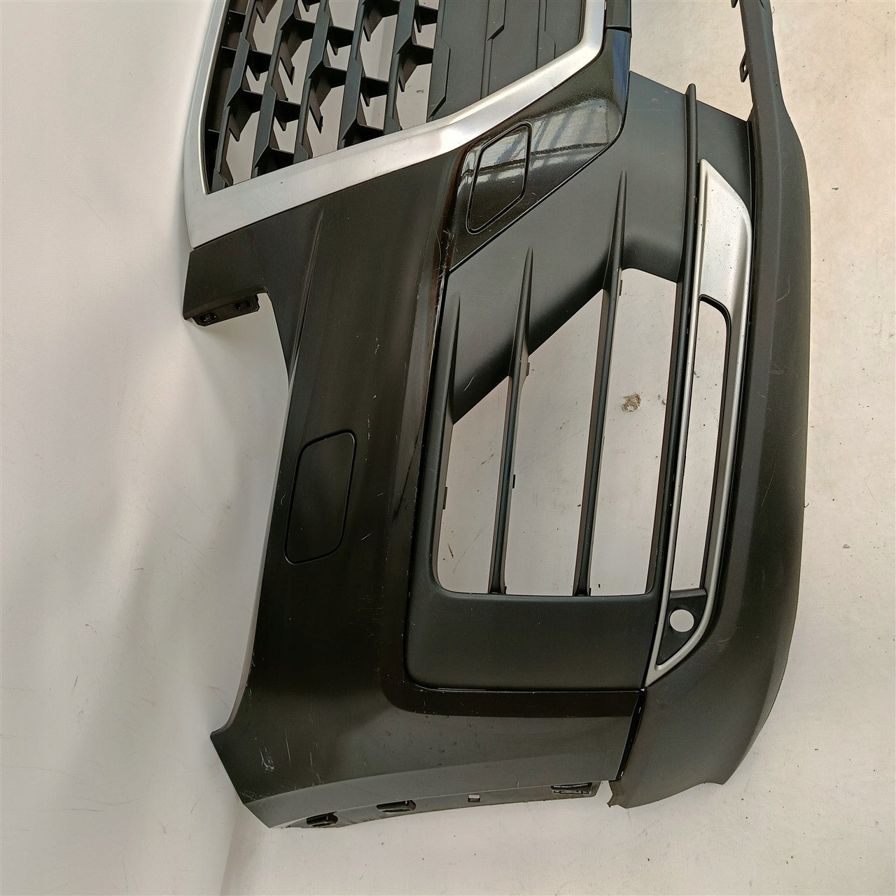 FRONT BUMPER AUDI Q2 81A 81A807438A